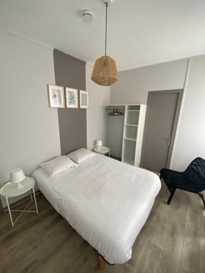 Le Relais De La Gare Hotel Dole Eksteriør billede