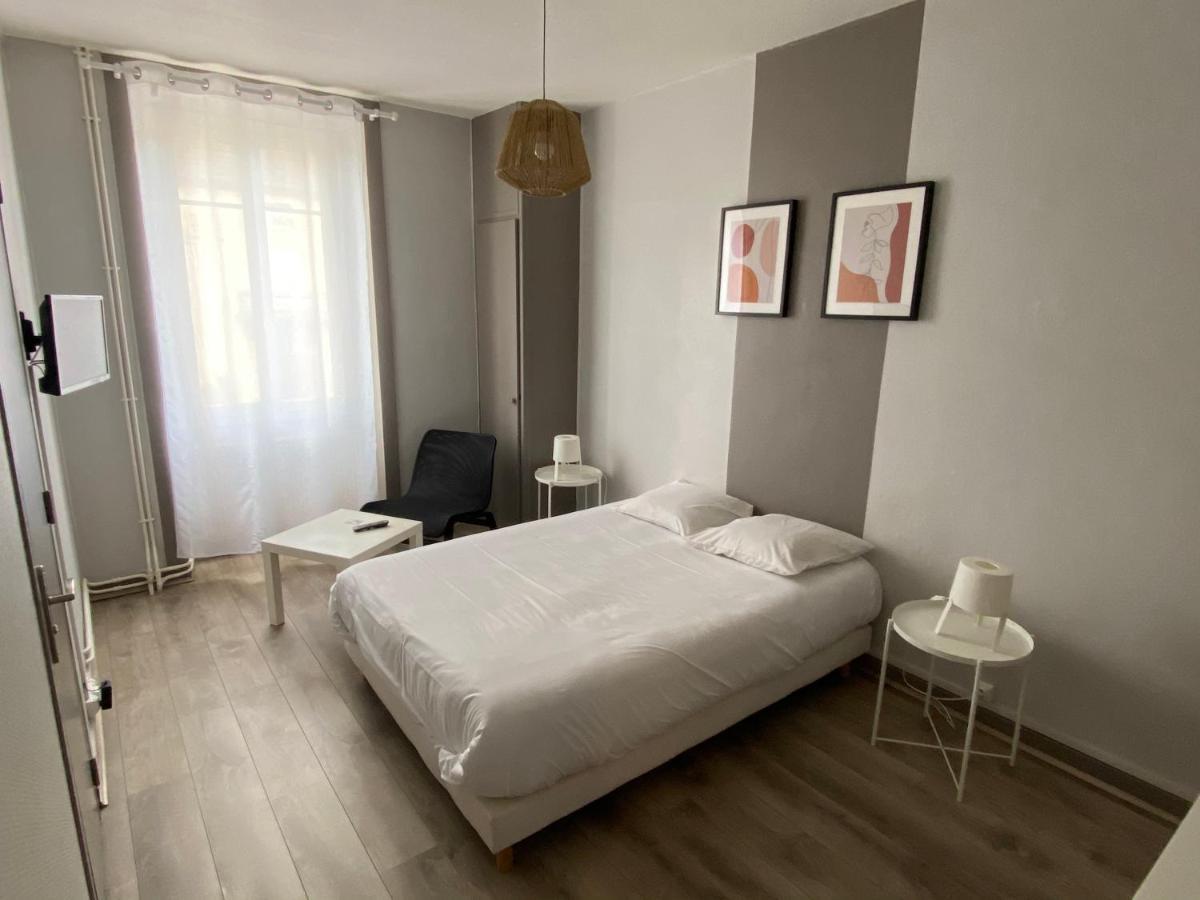Le Relais De La Gare Hotel Dole Eksteriør billede