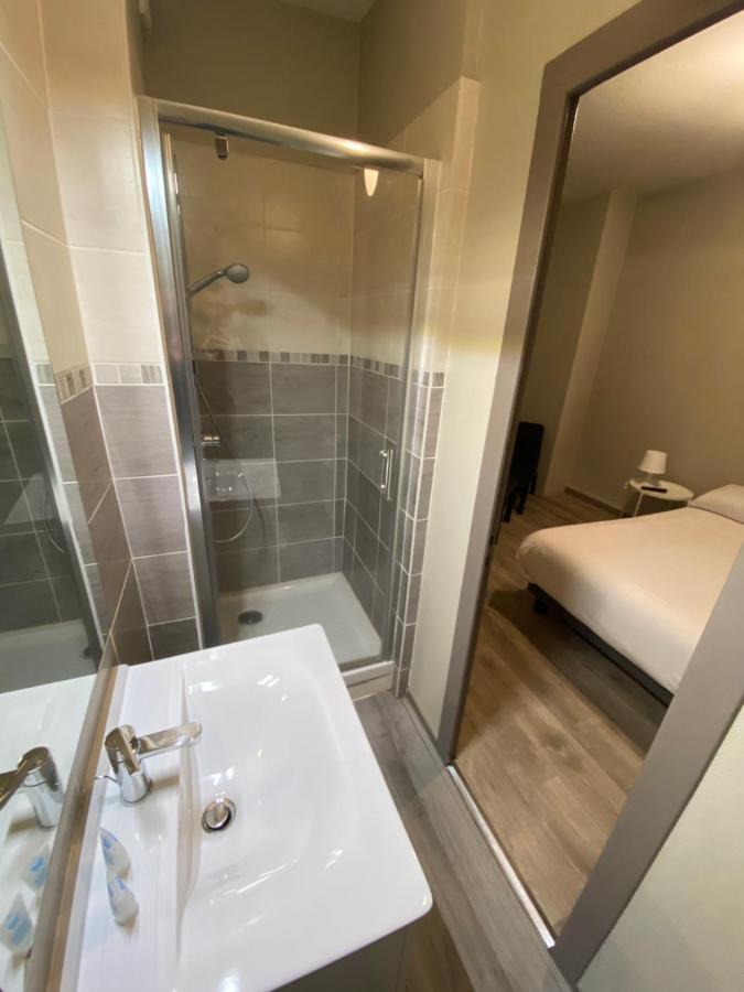 Le Relais De La Gare Hotel Dole Eksteriør billede